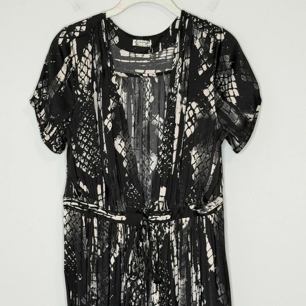 Intimately Free People Black White Snakeskin Print Maxi Kimono Small Deep V-Neck